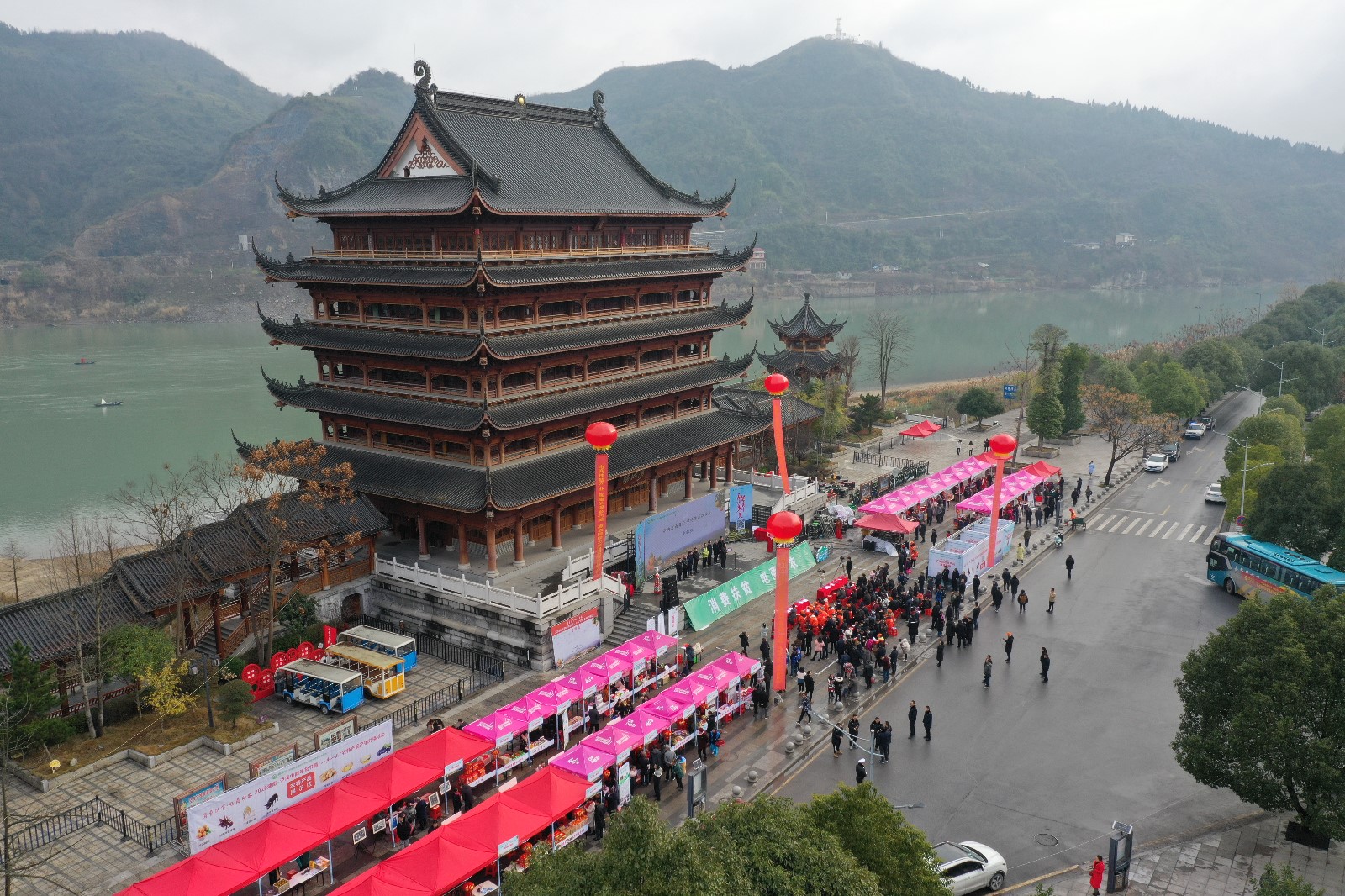 產(chǎn)銷對(duì)接會(huì)現(xiàn)場(chǎng).jpg